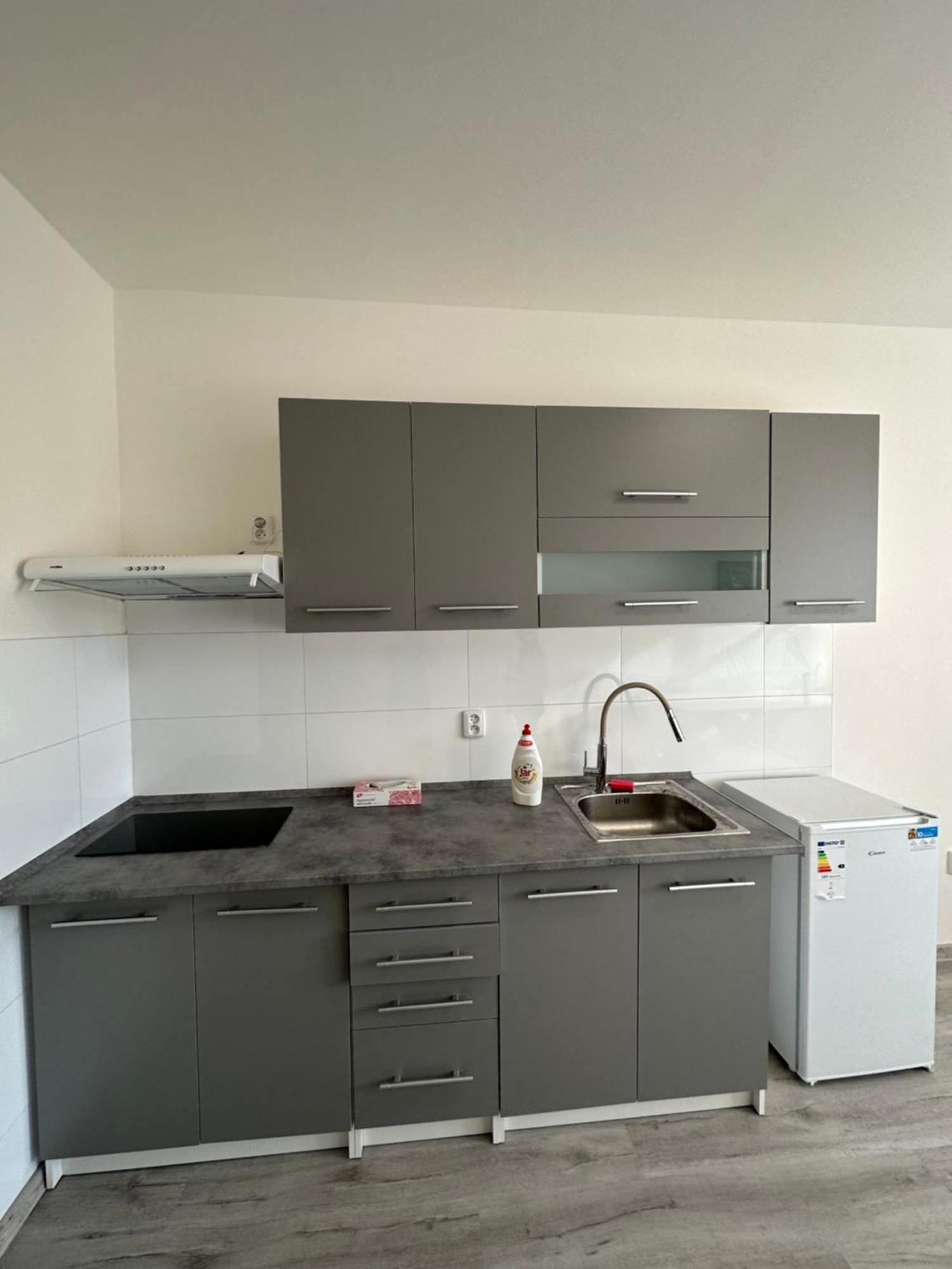 Kk Apartments Прага Экстерьер фото
