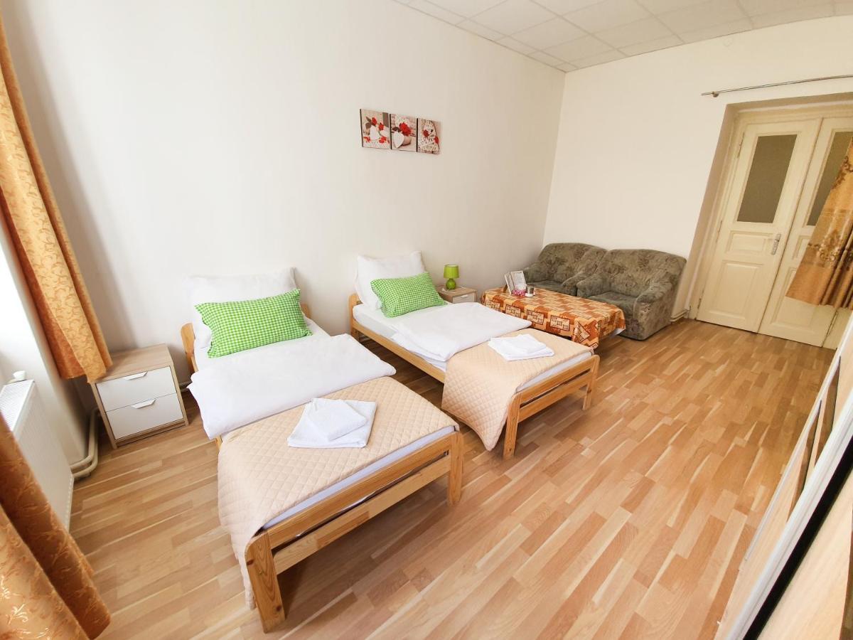 Kk Apartments Прага Экстерьер фото