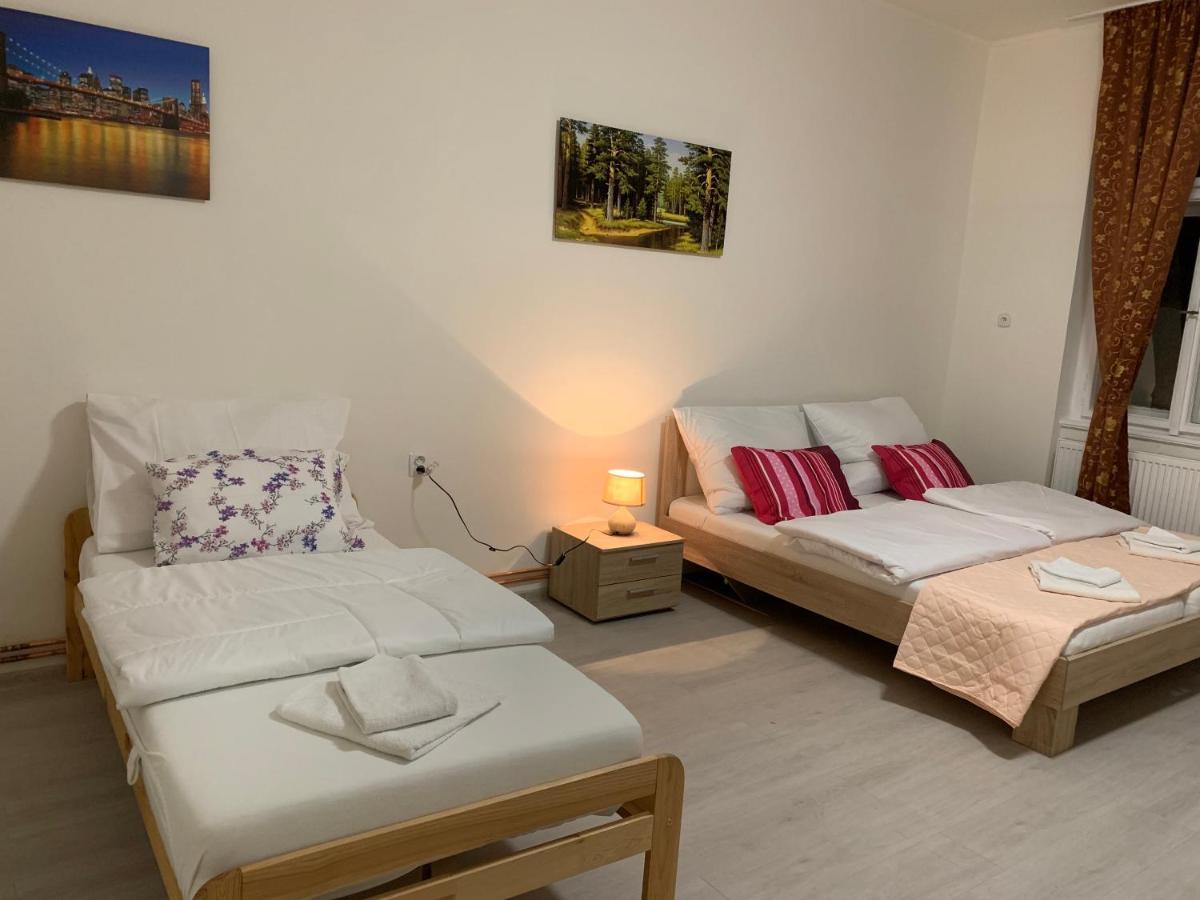 Kk Apartments Прага Экстерьер фото