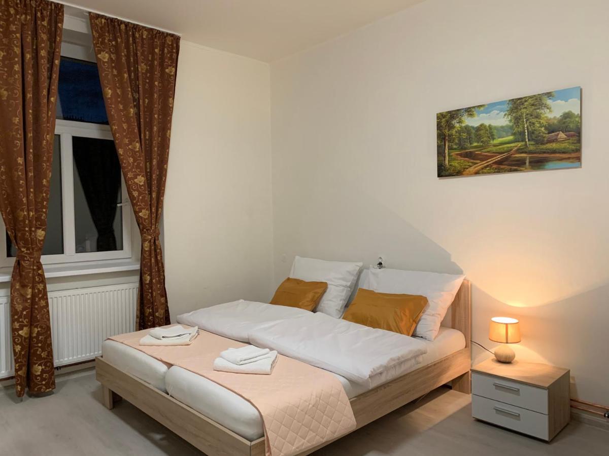 Kk Apartments Прага Экстерьер фото