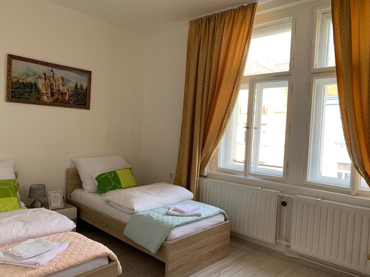 Kk Apartments Прага Экстерьер фото