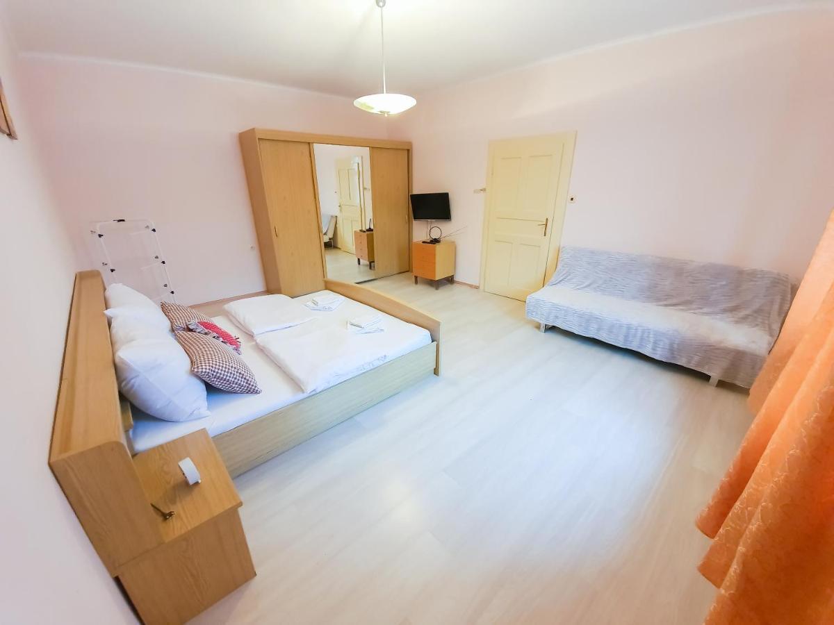 Kk Apartments Прага Экстерьер фото