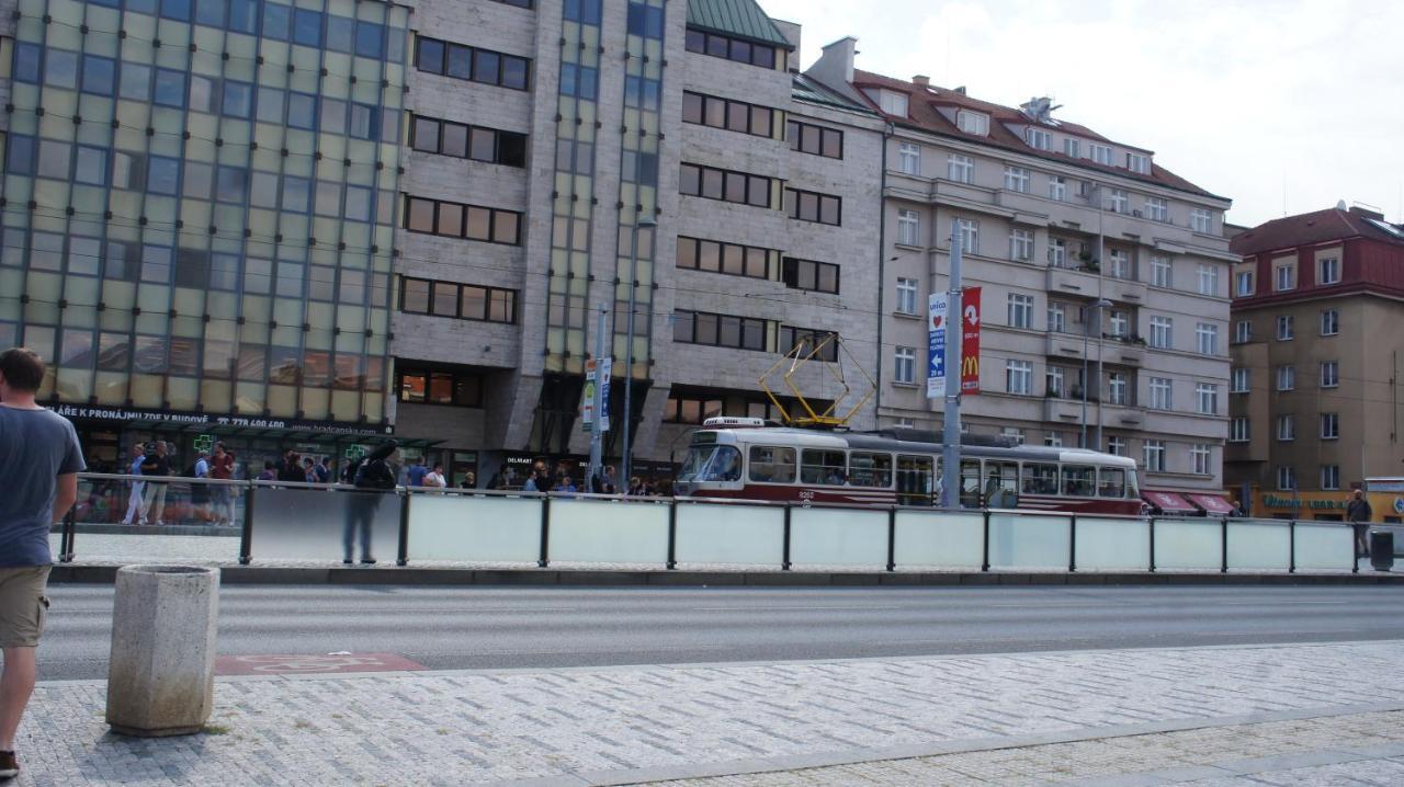 Kk Apartments Прага Экстерьер фото