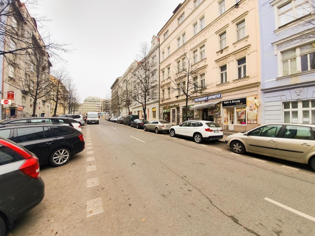 Kk Apartments Прага Экстерьер фото